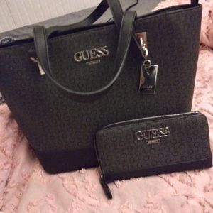 Super cute Guess bag and matching wallet